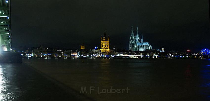 2010 Koeln Hochwasser P07.JPG